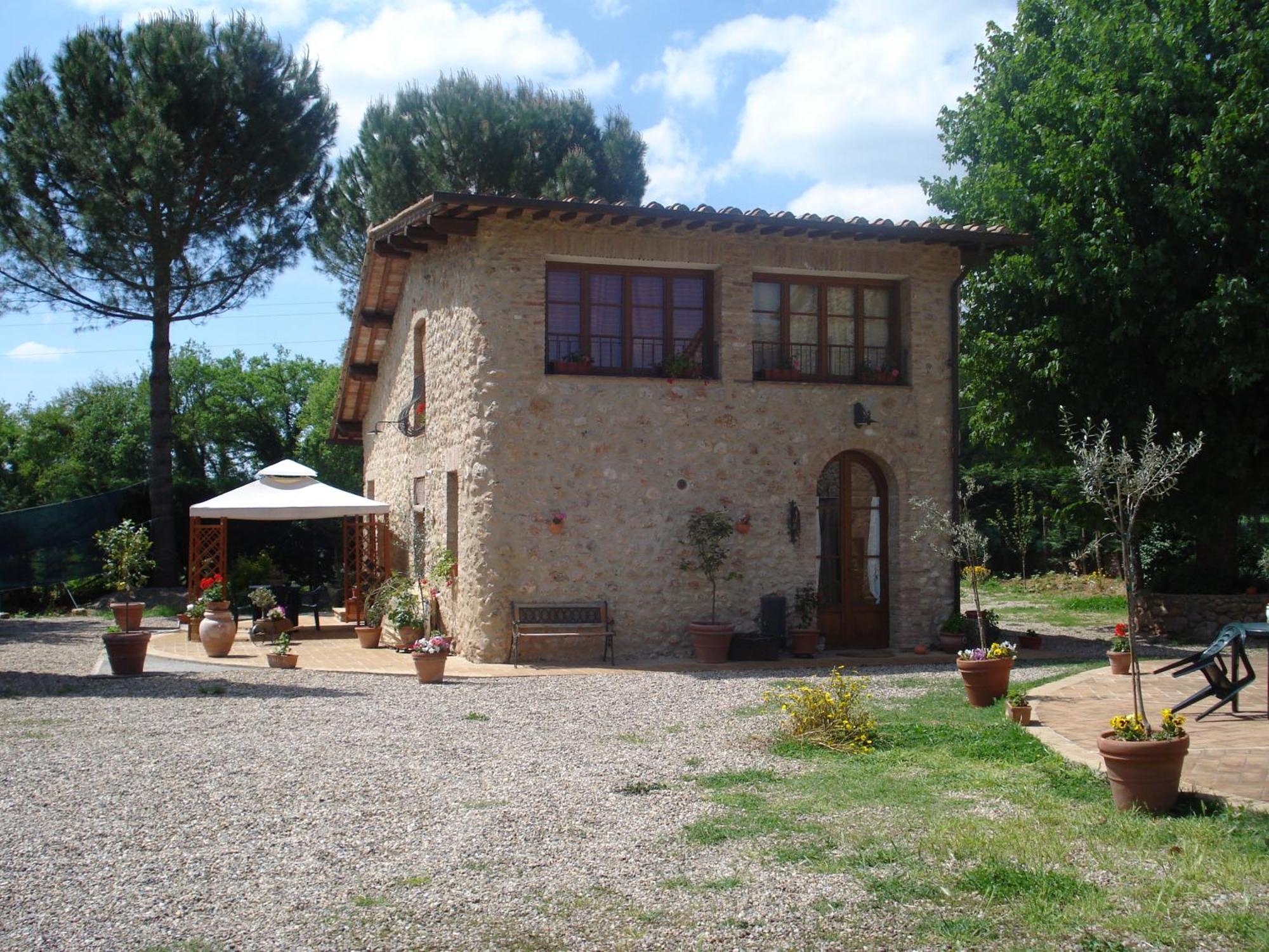 Casale Il Colombaio Di Toiano Guest House Valli Екстериор снимка